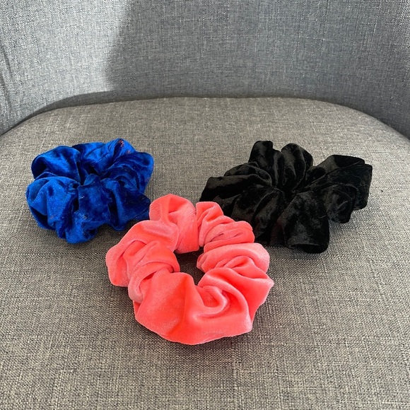 Scrunchie Bundle (3) - Picture 1 of 1